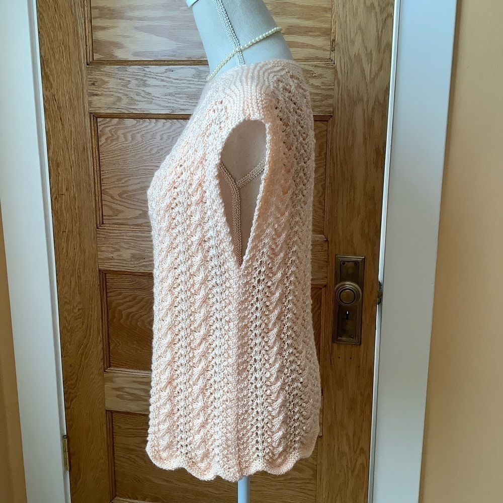 Vintage Hand Knit Peach Cable Knit Sweater Vest Scalloped Hem Size S - Picture 3 of 11